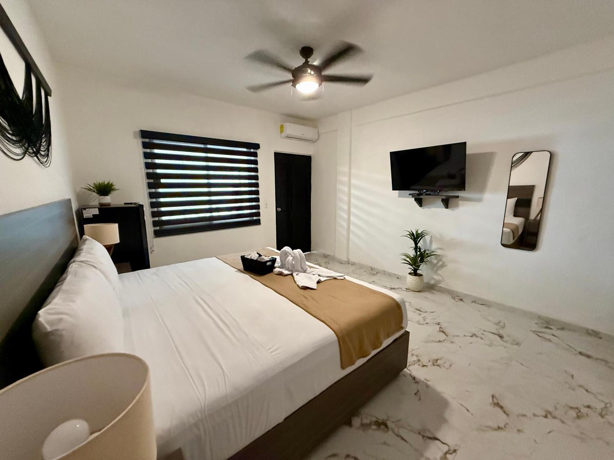 Casa Tortuga 5Th Ave Hotell Playa del Carmen Exteriör bild